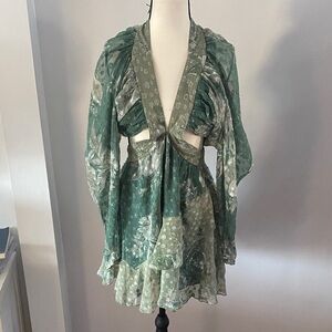 ASOS  design size 6 cut out dress ties and zips in back